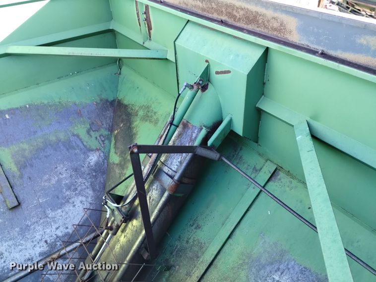 image for item DK8887 A&L 456  grain cart