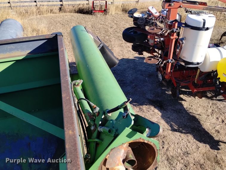 image for item DK8887 A&L 456  grain cart