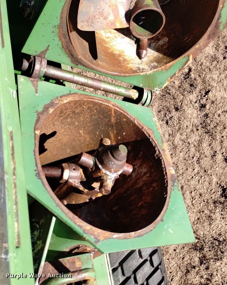 image for item DK8887 A&L 456  grain cart