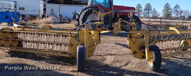 image for item DK8888 1994 Vermeer R23  rotary hay rake