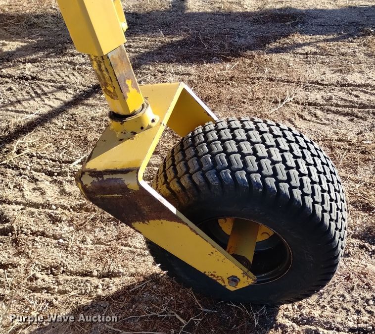 image for item DK8888 1994 Vermeer R23  rotary hay rake