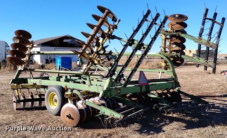 image for item DK8889 John Deere 230  double off-set disk