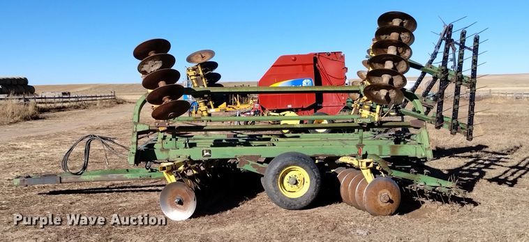 image for item DK8889 John Deere 230  double off-set disk