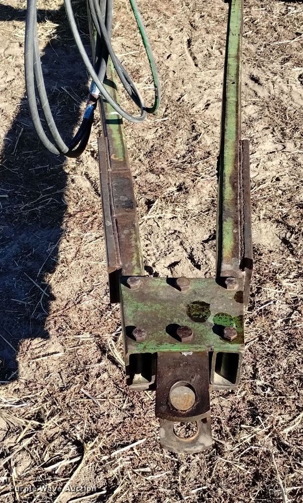 image for item DK8889 John Deere 230  double off-set disk