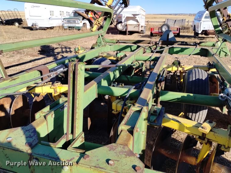 image for item DK8889 John Deere 230  double off-set disk