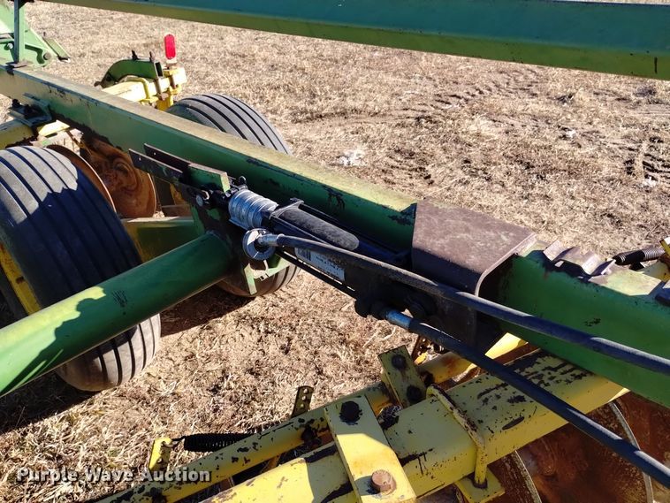 image for item DK8889 John Deere 230  double off-set disk