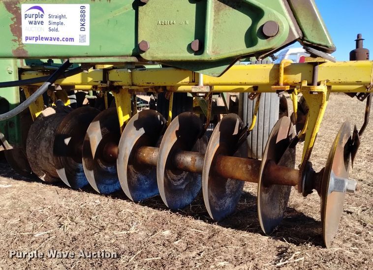 image for item DK8889 John Deere 230  double off-set disk