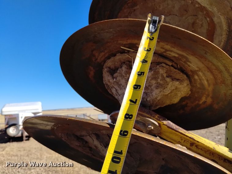 image for item DK8889 John Deere 230  double off-set disk