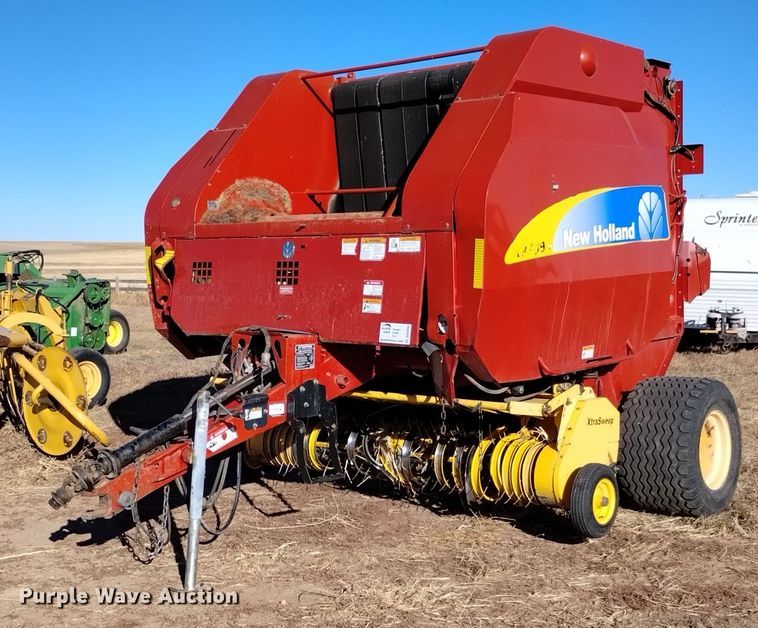 image for item DK8892 New Holland BR7090  round baler