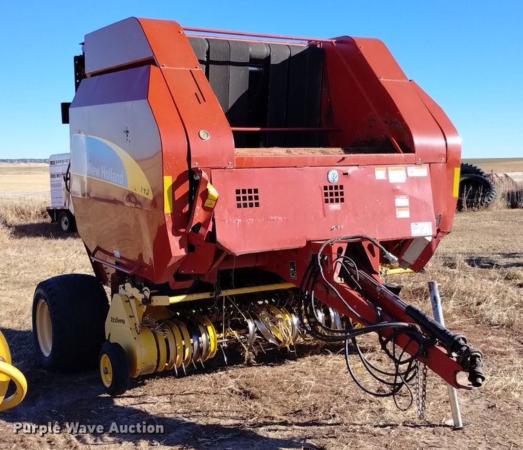 image for item DK8892 New Holland BR7090  round baler
