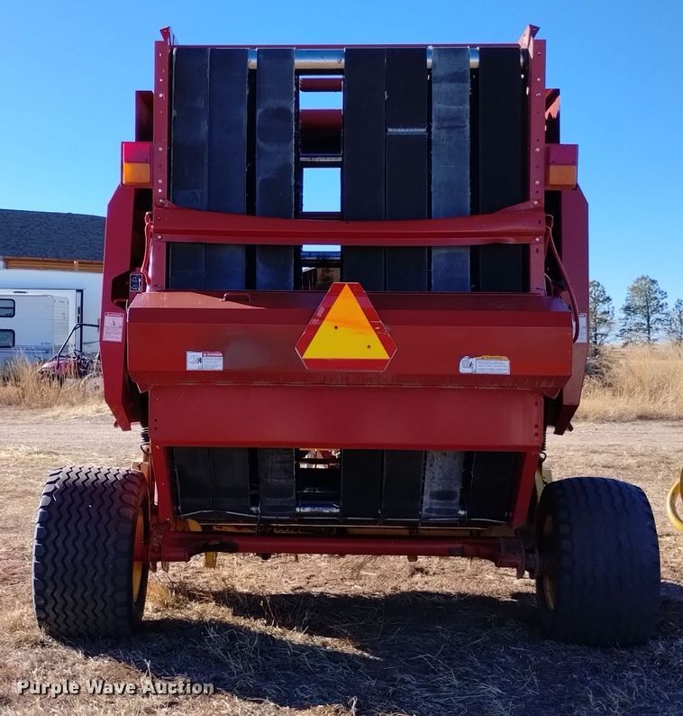 image for item DK8892 New Holland BR7090  round baler