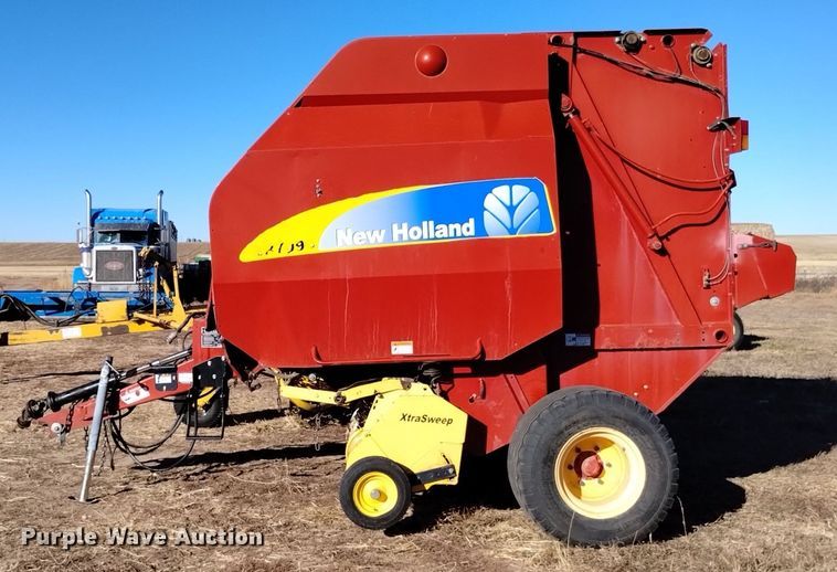 image for item DK8892 New Holland BR7090  round baler