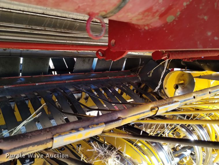 image for item DK8892 New Holland BR7090  round baler