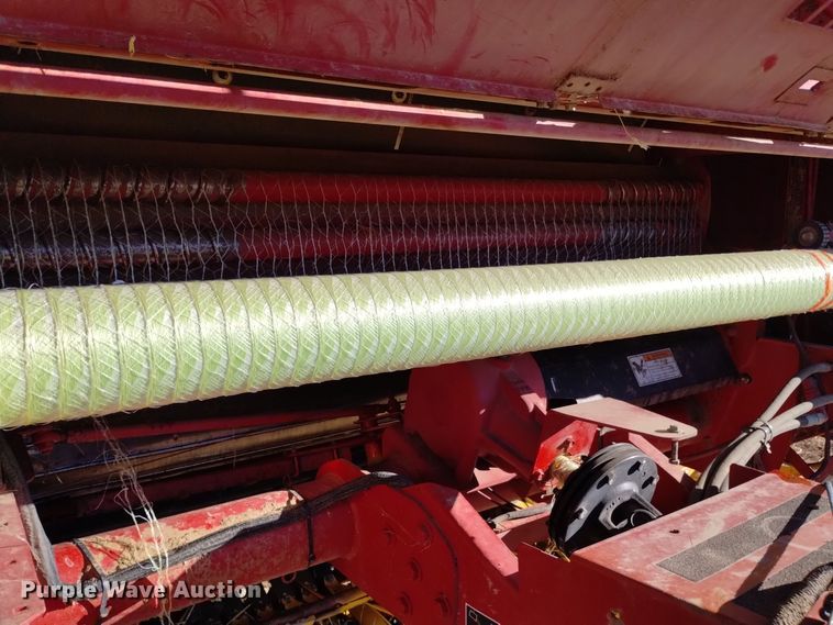 image for item DK8892 New Holland BR7090  round baler