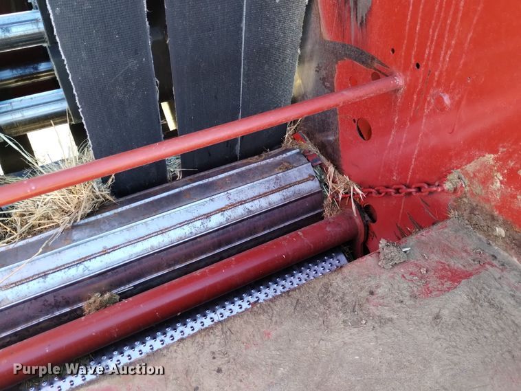 image for item DK8892 New Holland BR7090  round baler