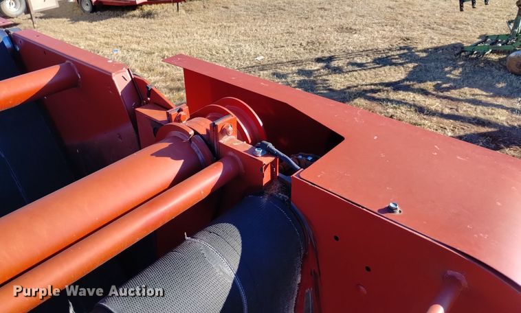 image for item DK8892 New Holland BR7090  round baler