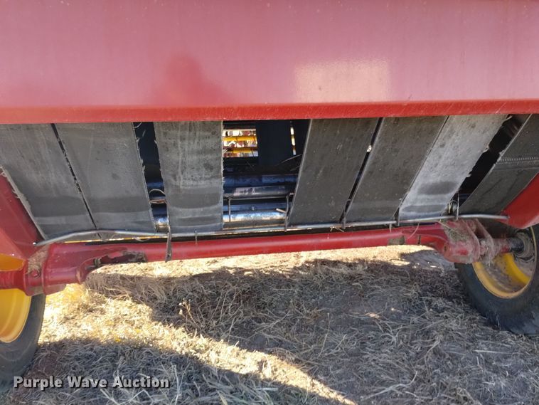 image for item DK8892 New Holland BR7090  round baler