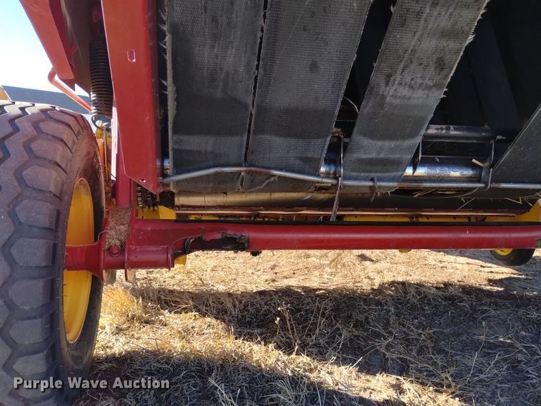 image for item DK8892 New Holland BR7090  round baler