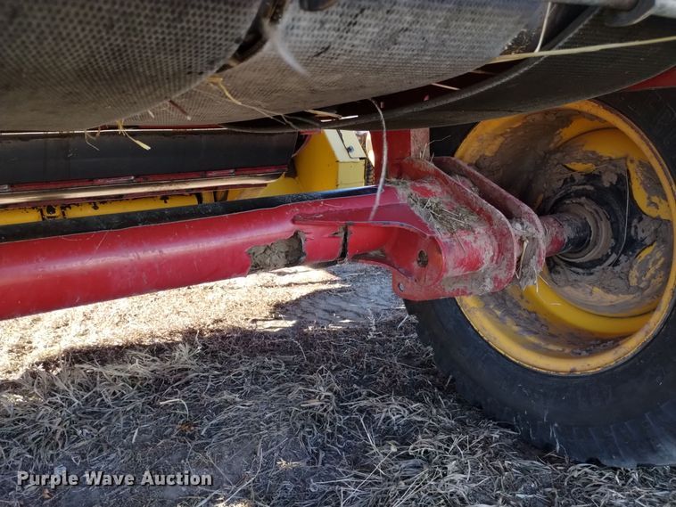 image for item DK8892 New Holland BR7090  round baler