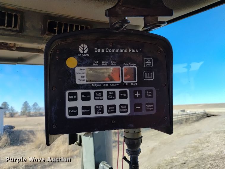 image for item DK8892 New Holland BR7090  round baler