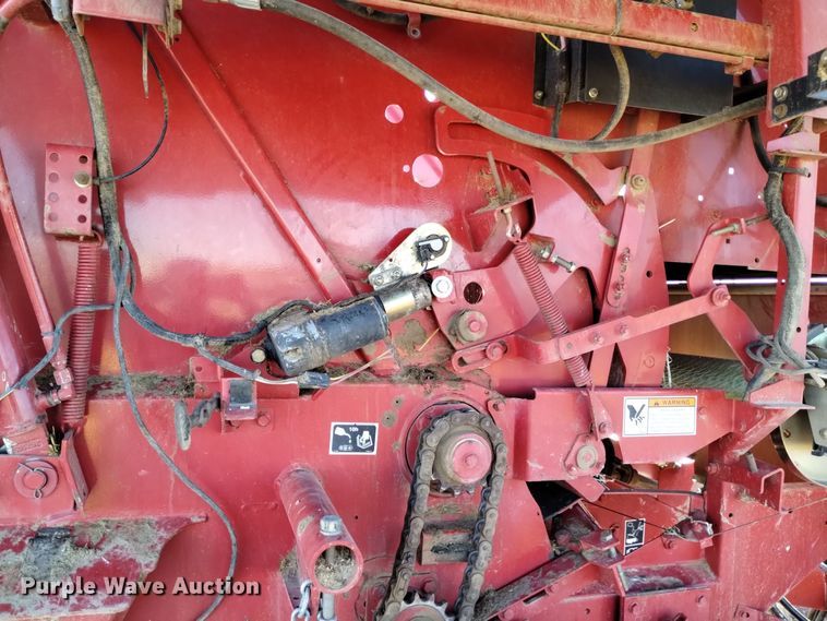 image for item DK8892 New Holland BR7090  round baler