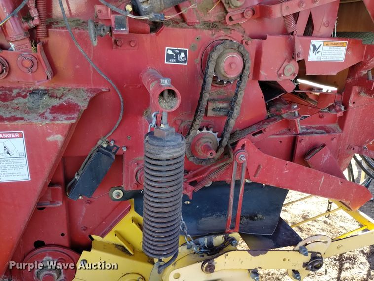 image for item DK8892 New Holland BR7090  round baler