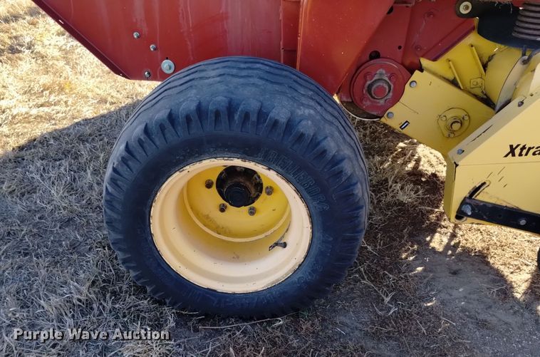 image for item DK8892 New Holland BR7090  round baler