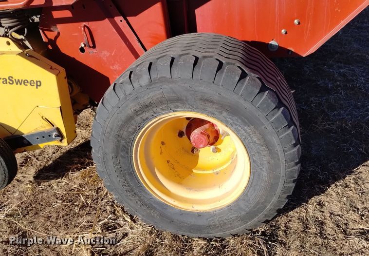 image for item DK8892 New Holland BR7090  round baler