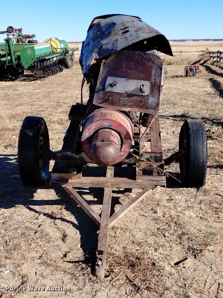 image for item DK8896 Lincoln SA-200  welder