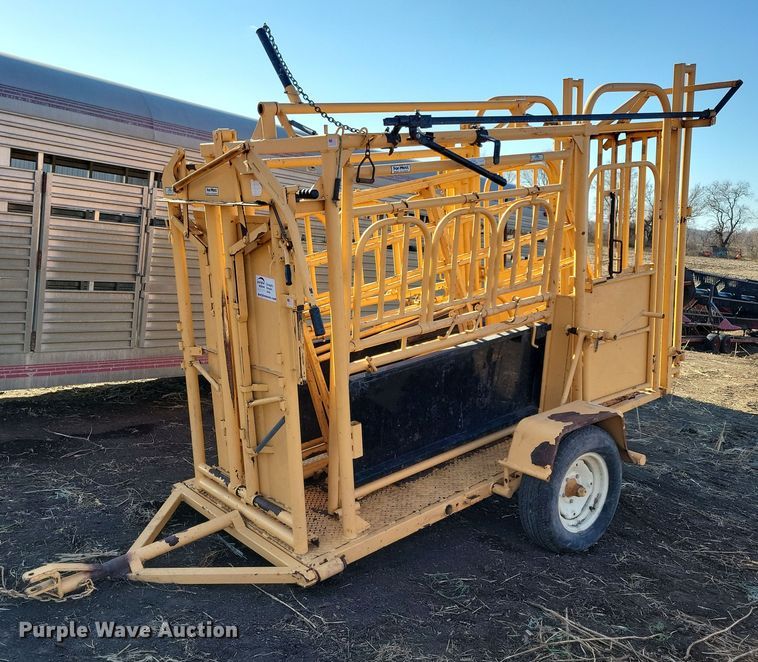 image for item DL7774 For-Most 375  squeeze chute