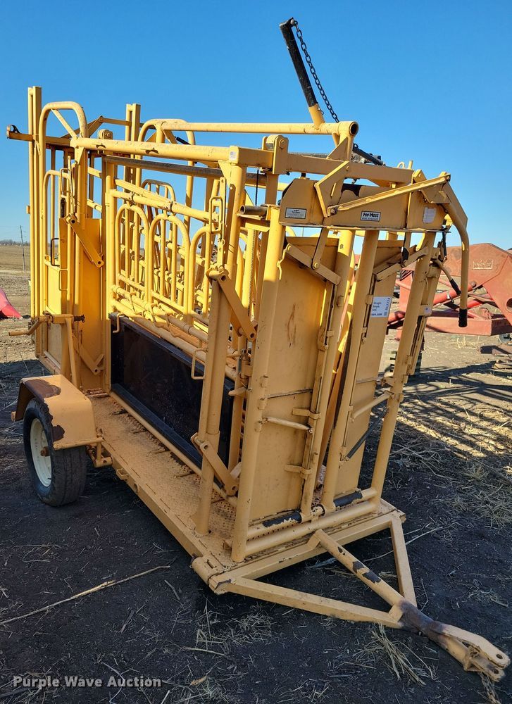 image for item DL7774 For-Most 375  squeeze chute