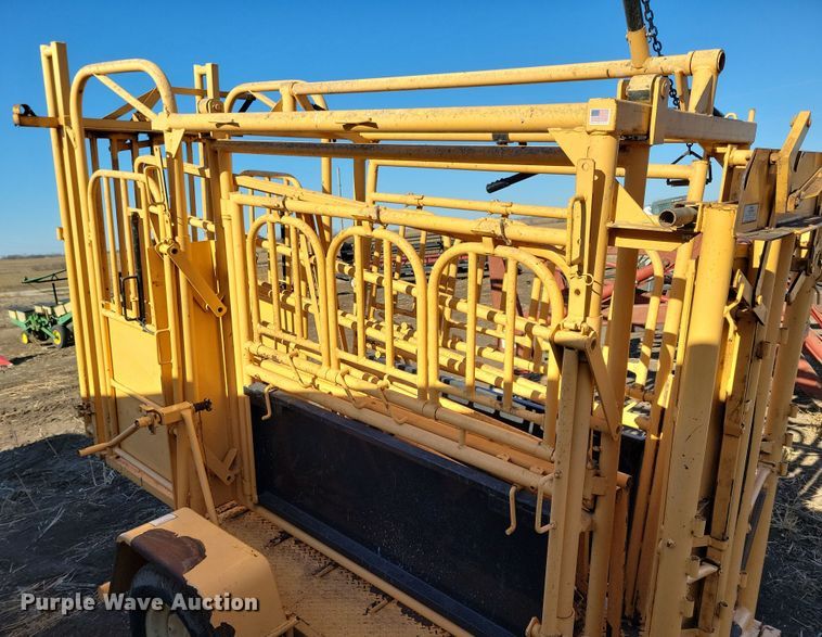 image for item DL7774 For-Most 375  squeeze chute