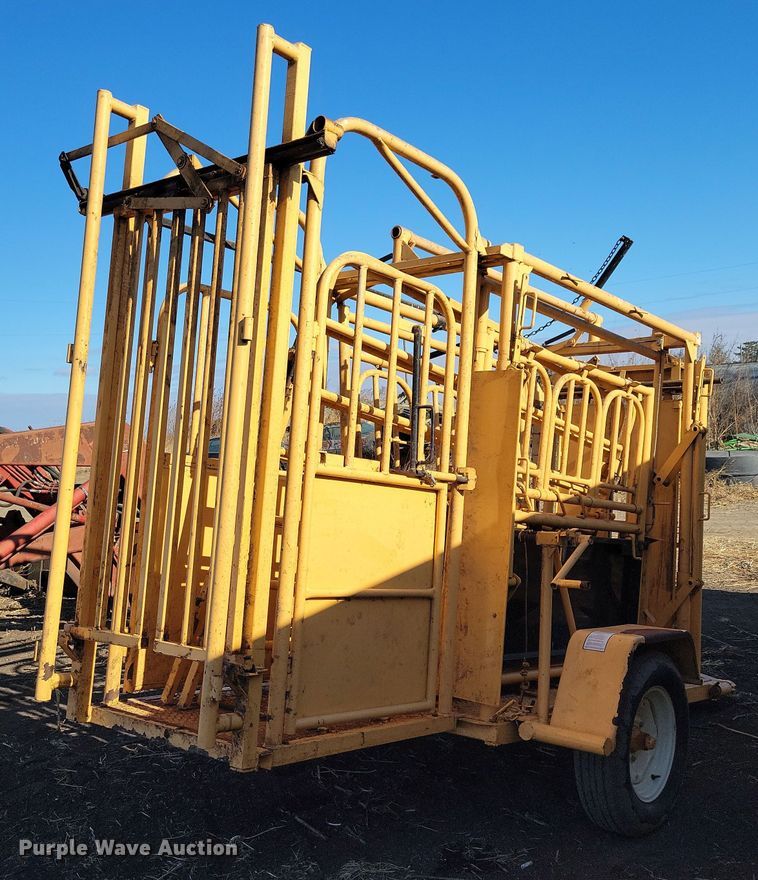 image for item DL7774 For-Most 375  squeeze chute