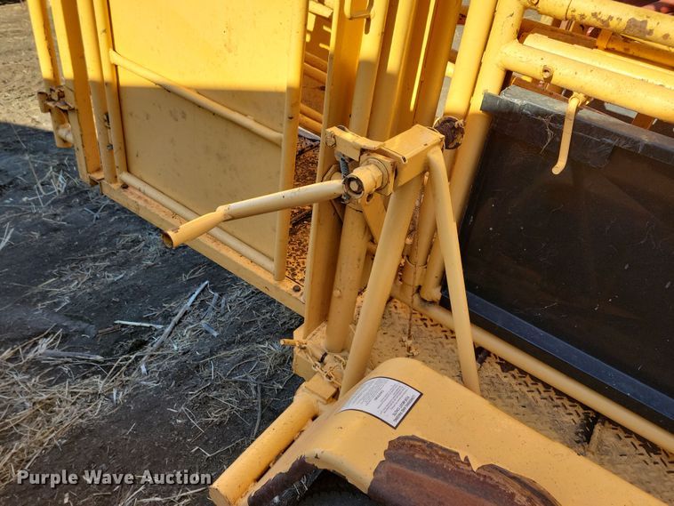 image for item DL7774 For-Most 375  squeeze chute