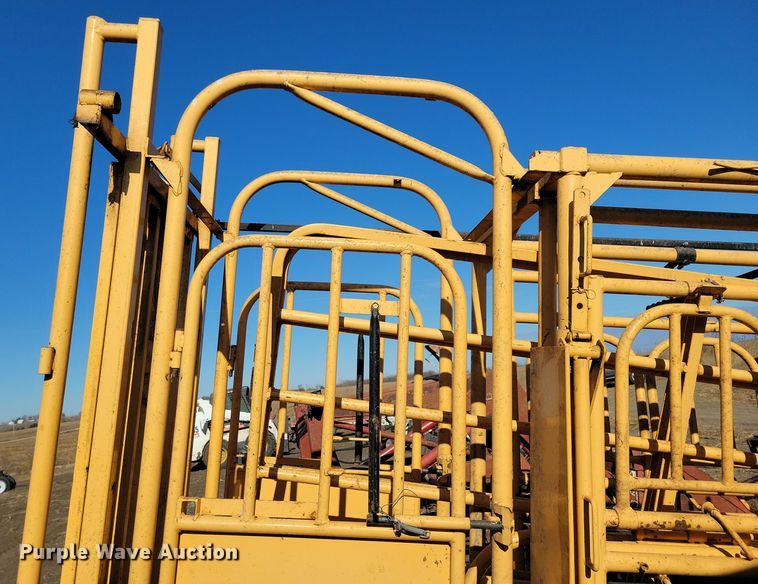 image for item DL7774 For-Most 375  squeeze chute