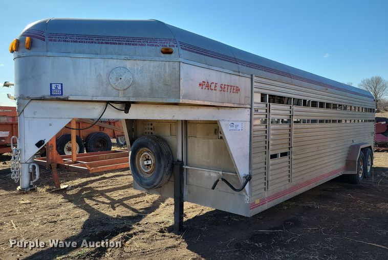 image for item DL7775 1991 K and W Pace Setter  livestock trailer