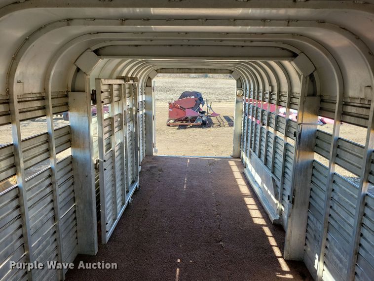 image for item DL7775 1991 K and W Pace Setter  livestock trailer