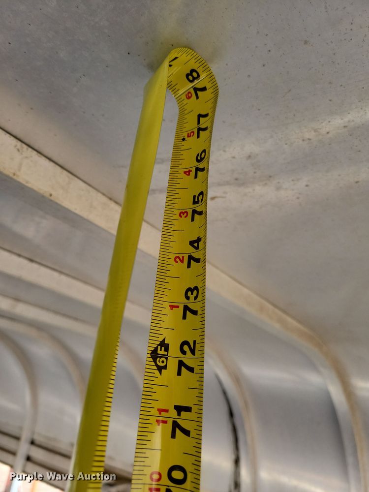 image for item DL7775 1991 K and W Pace Setter  livestock trailer