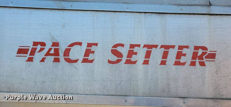 image for item DL7775 1991 K and W Pace Setter  livestock trailer