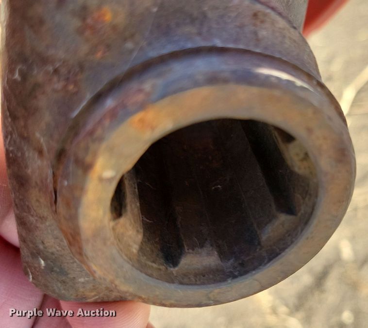 image for item DL7777 Kelly-Ryan  manure spreader