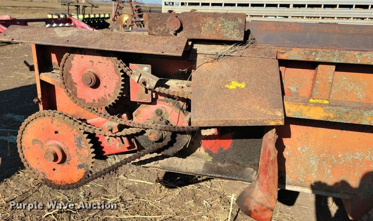 image for item DL7777 Kelly-Ryan  manure spreader