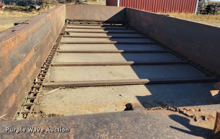 image for item DL7777 Kelly-Ryan  manure spreader