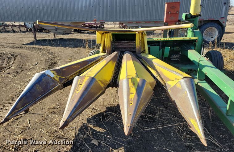 image for item DL7778 John Deere 3960  forage harvester