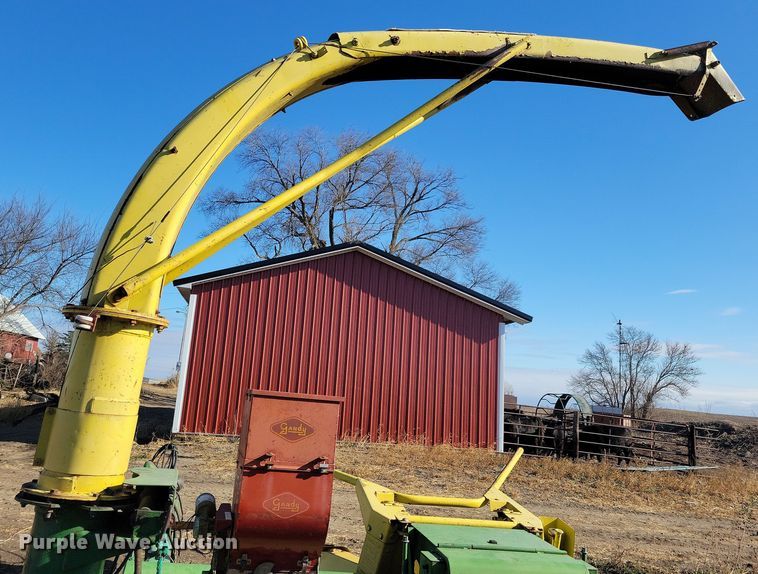 image for item DL7778 John Deere 3960  forage harvester