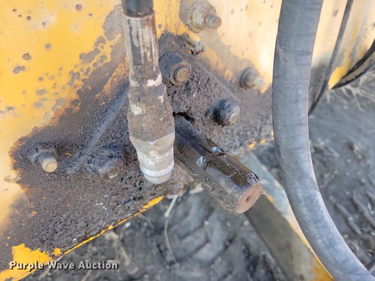 image for item DL7780 Knight 3130  feed mixer