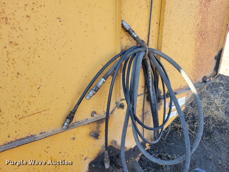 image for item DL7780 Knight 3130  feed mixer