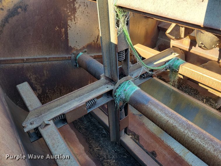 image for item DL7780 Knight 3130  feed mixer