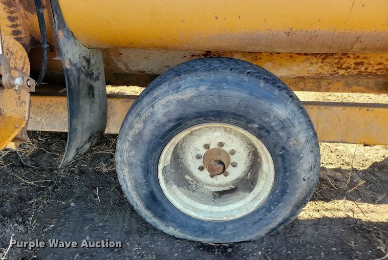 image for item DL7780 Knight 3130  feed mixer