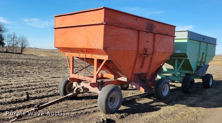 image for item DL7781 (2) Parker Killbros gravity wagons