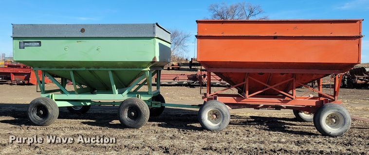 image for item DL7781 (2) Parker Killbros gravity wagons